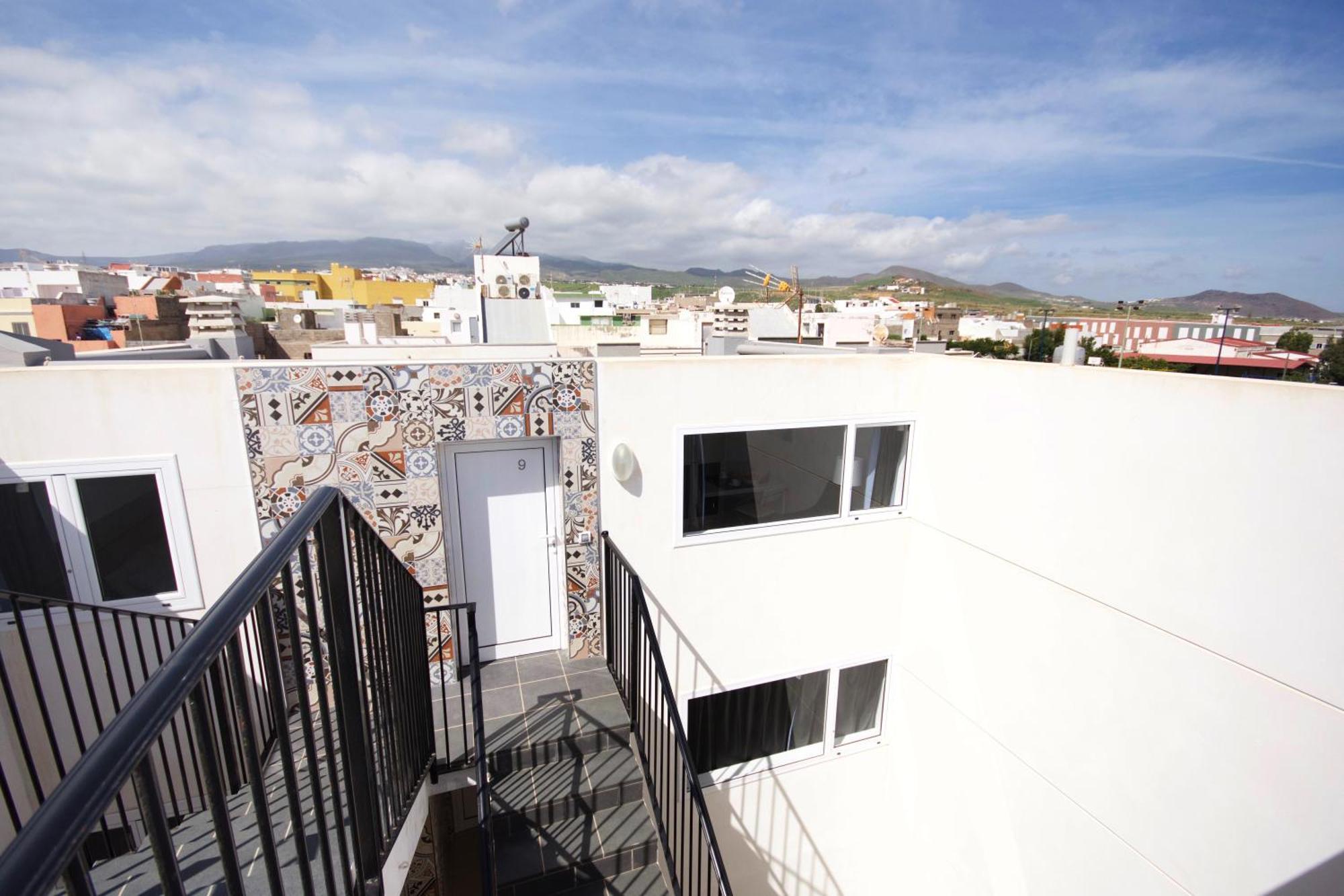 Apartamentos A 10 Minutos Del Aeropuerto Carrizal Екстериор снимка