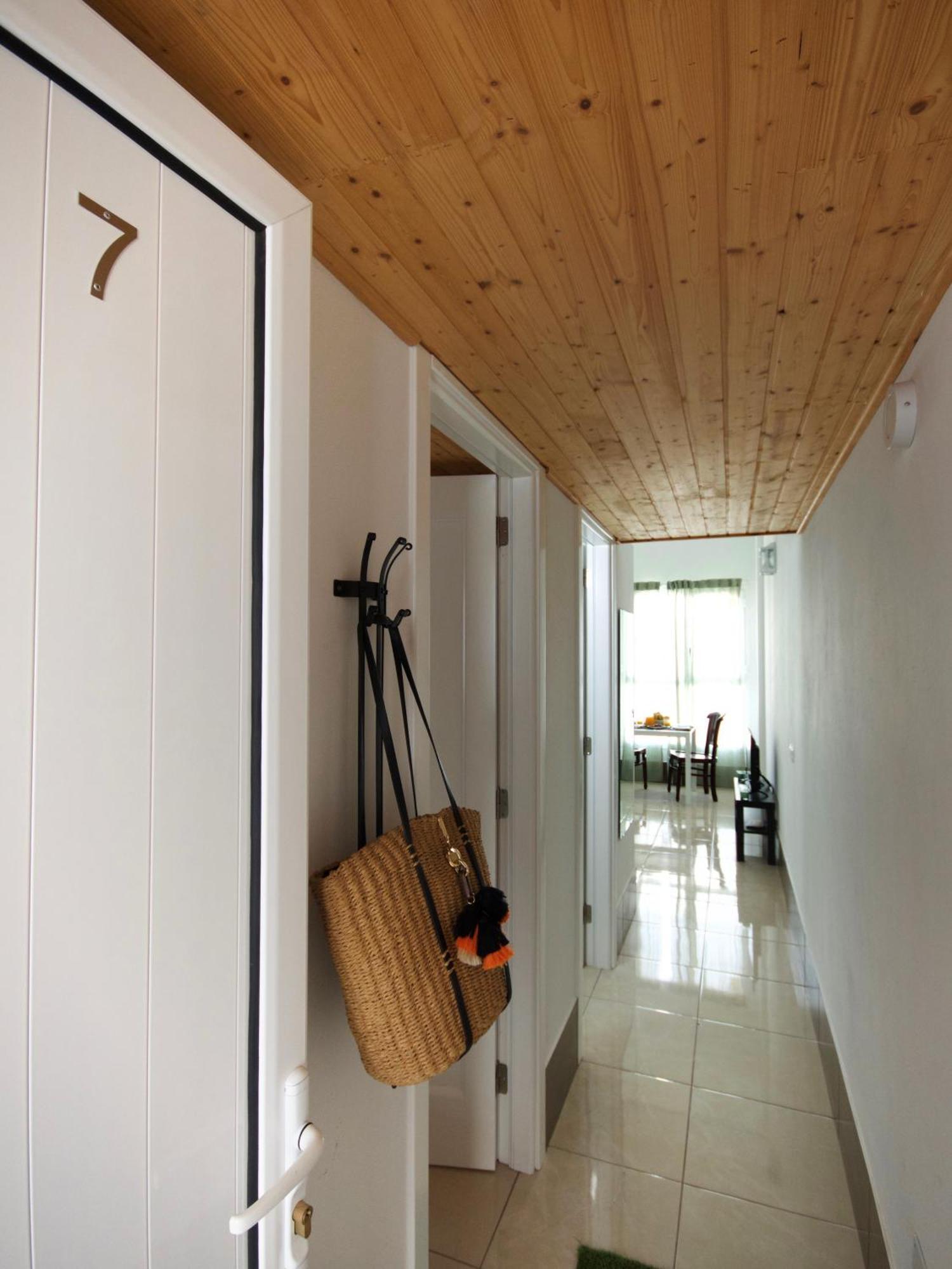 Apartamentos A 10 Minutos Del Aeropuerto Carrizal Екстериор снимка